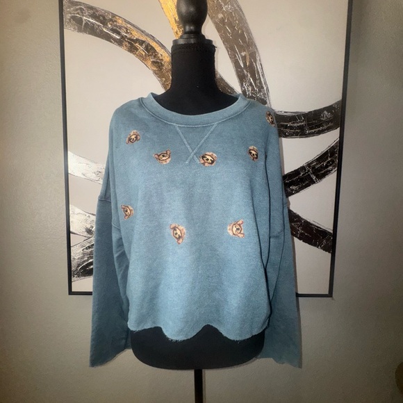 Rocks Tops - Sloth 🦥 Cropped Sweatshirt from Costa Rica 🇨🇷